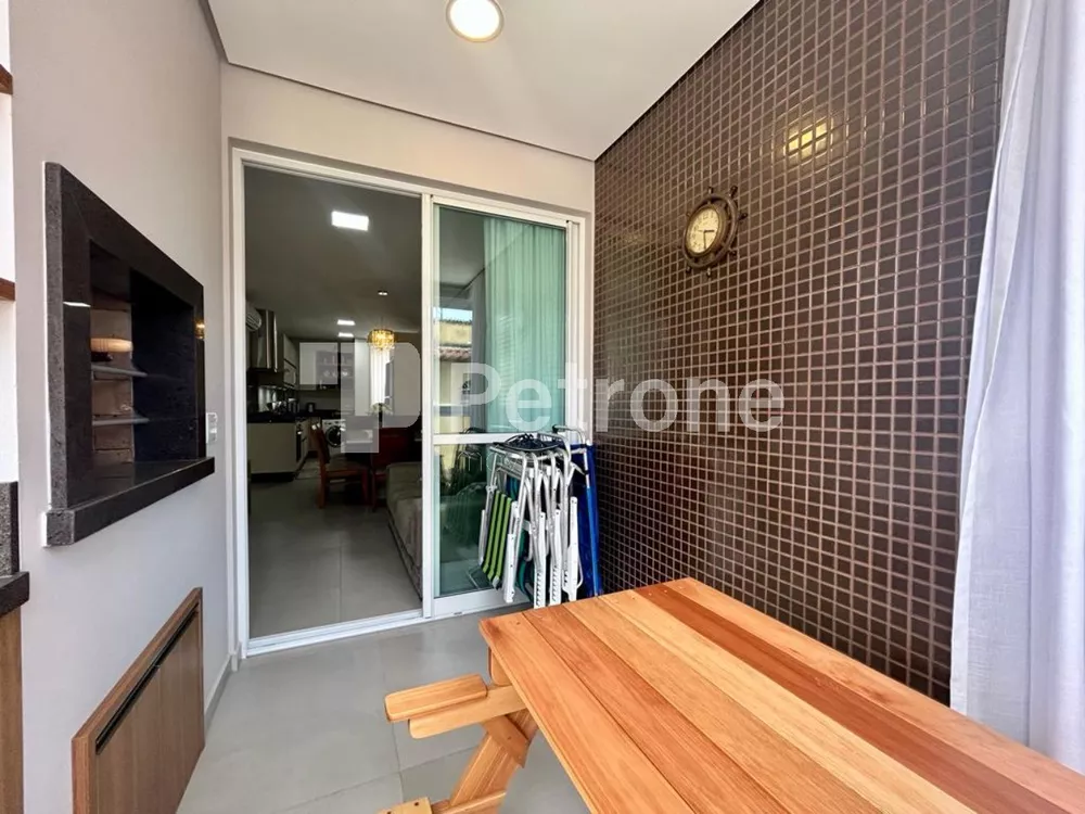 Apartamento à venda com 3 quartos, 87m² - Foto 11