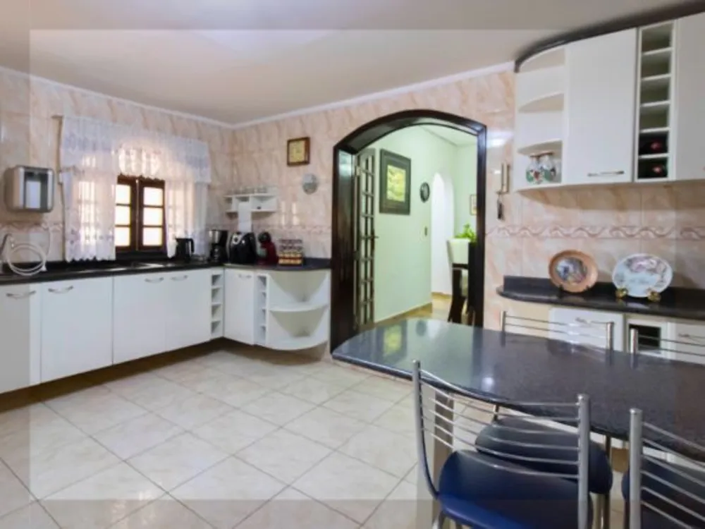 Casa, 3 quartos, 220 m² - Foto 11