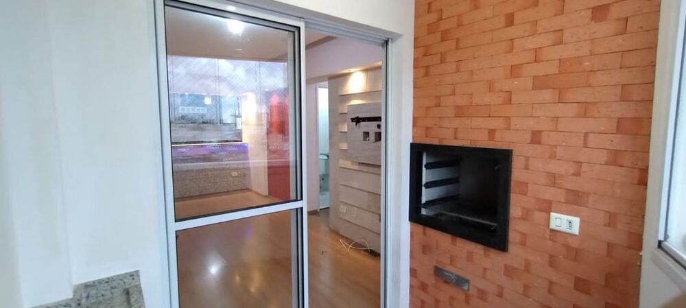 Apartamento à venda com 3 quartos, 78m² - Foto 2