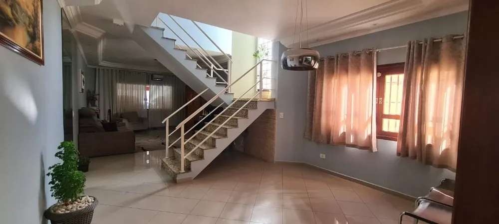Sobrado, 3 quartos, 192 m² - Foto 4