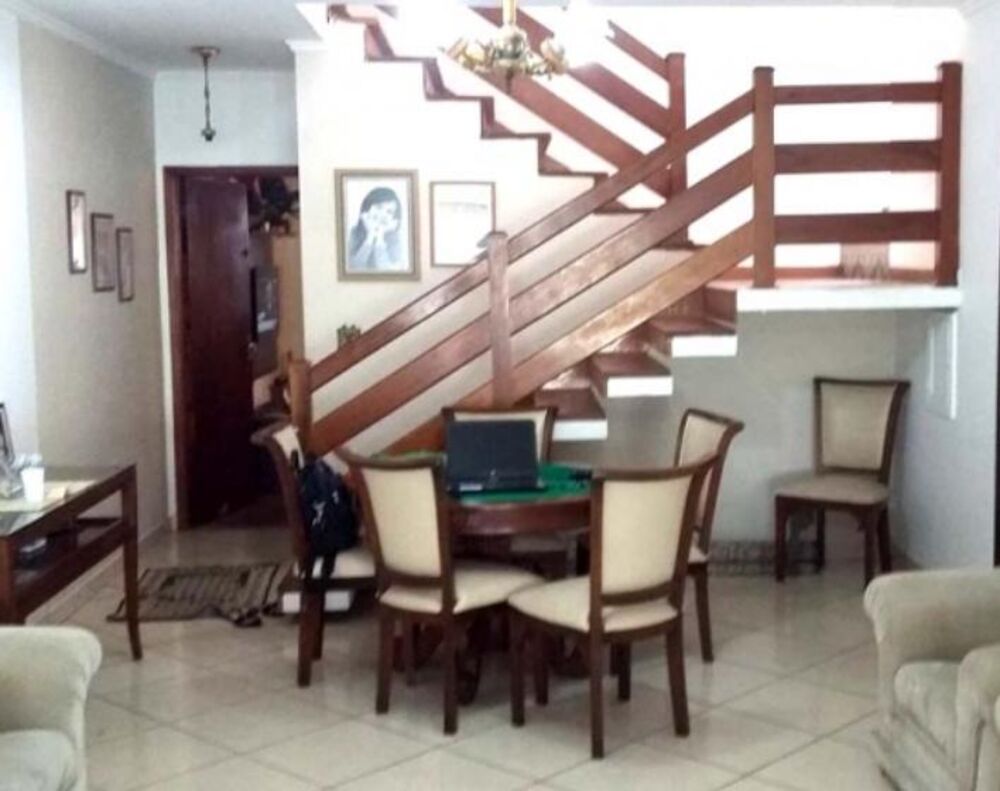 Sobrado, 3 quartos, 243 m² - Foto 4