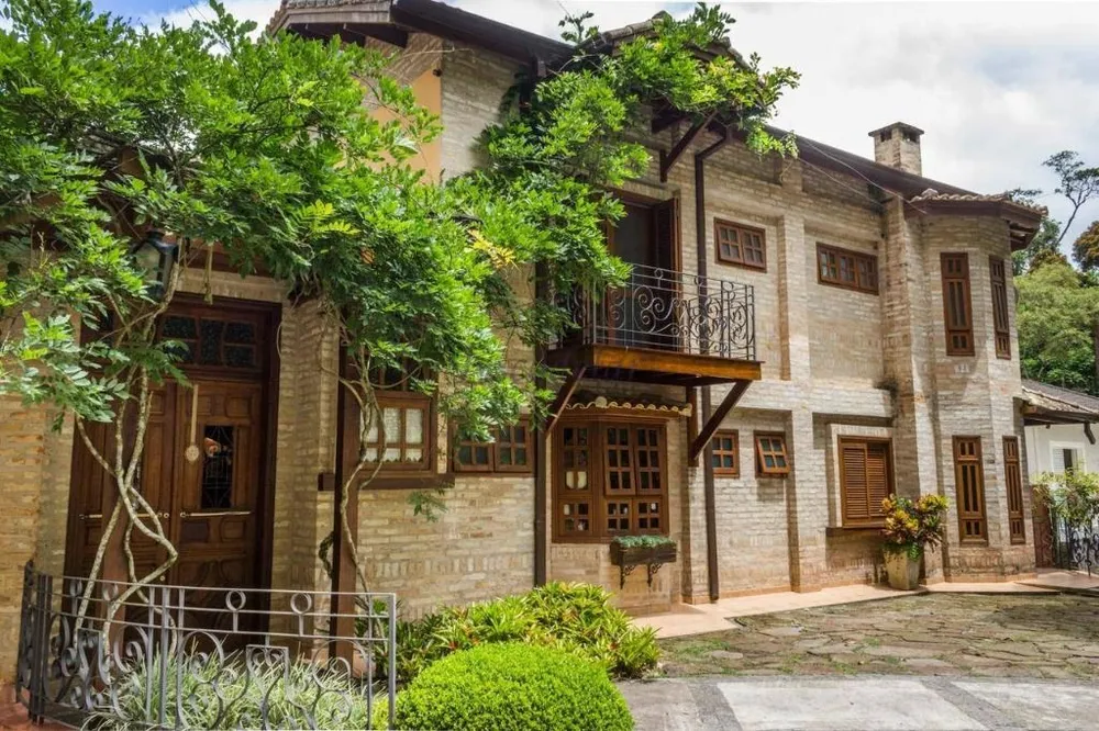 Sobrado, 3 quartos, 400 m² - Foto 1