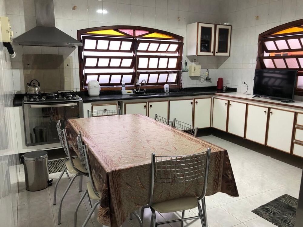 Casa, 3 quartos, 278 m² - Foto 3