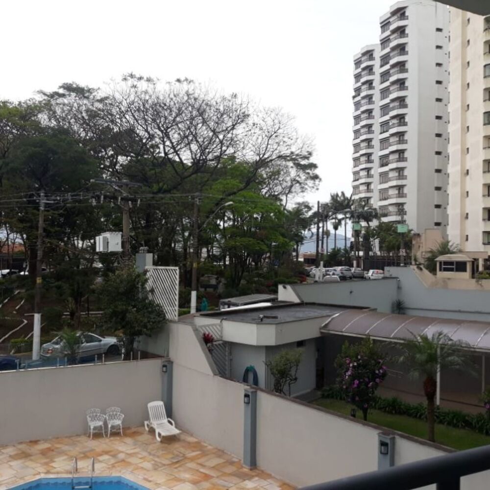 Apartamento à venda com 3 quartos, 81m² - Foto 3