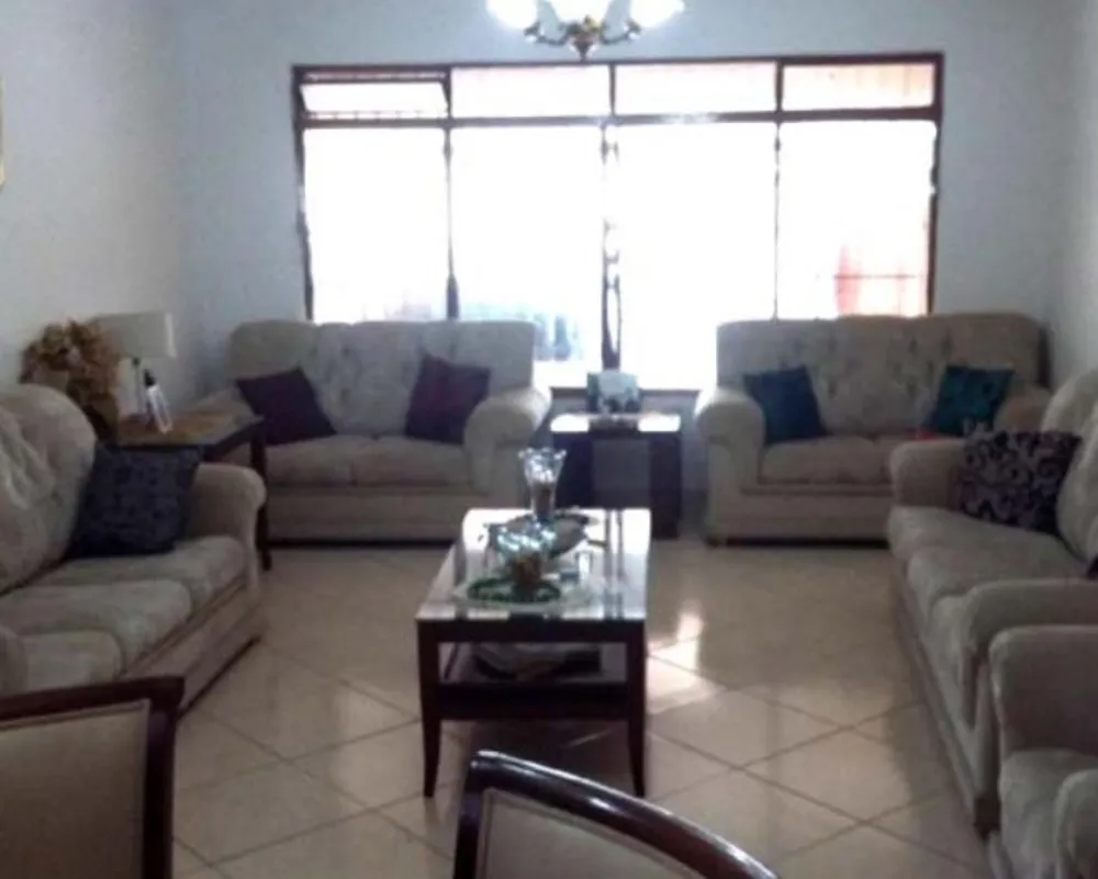 Sobrado, 3 quartos, 243 m² - Foto 3
