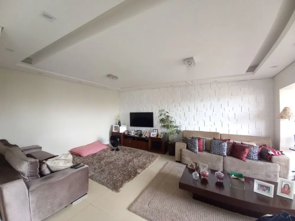 Casa, 5 quartos, 405 m² - Foto 5