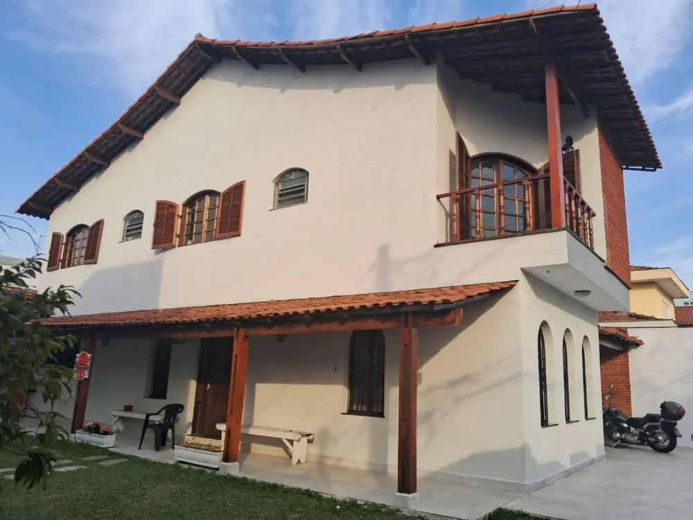 Sobrado, 5 quartos, 290 m² - Foto 1