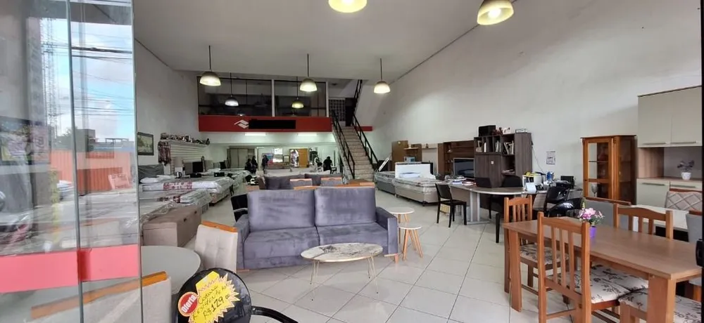 Prédio Inteiro, 740 m² - Foto 1