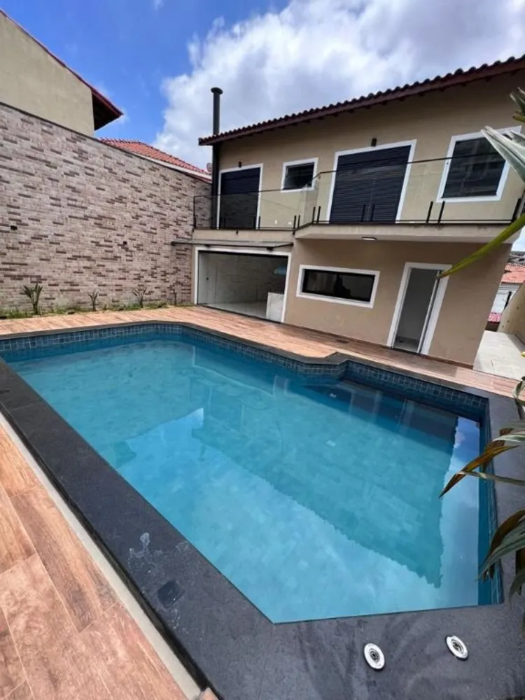 Sobrado, 3 quartos, 360 m² - Foto 1