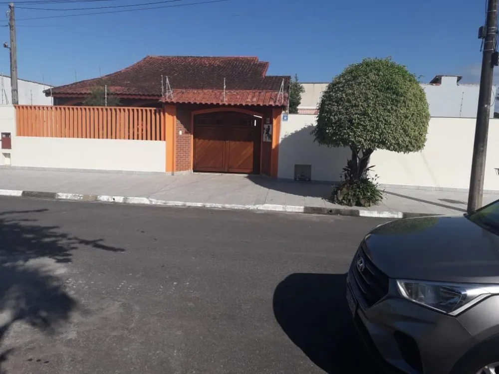 Casa, 3 quartos, 223 m² - Foto 1
