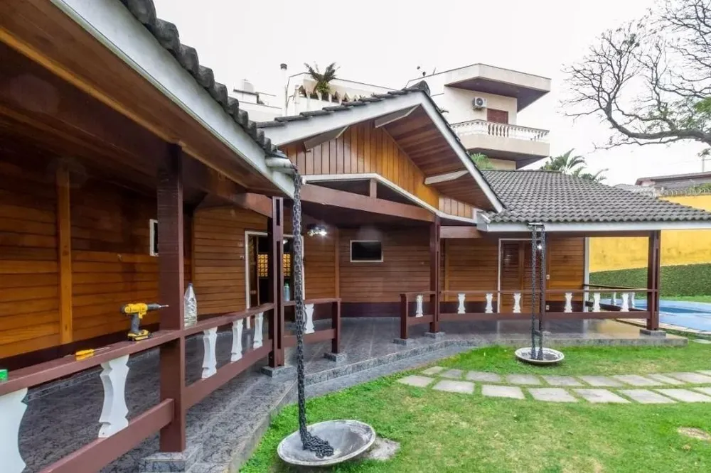 Casa, 4 quartos, 315 m² - Foto 1
