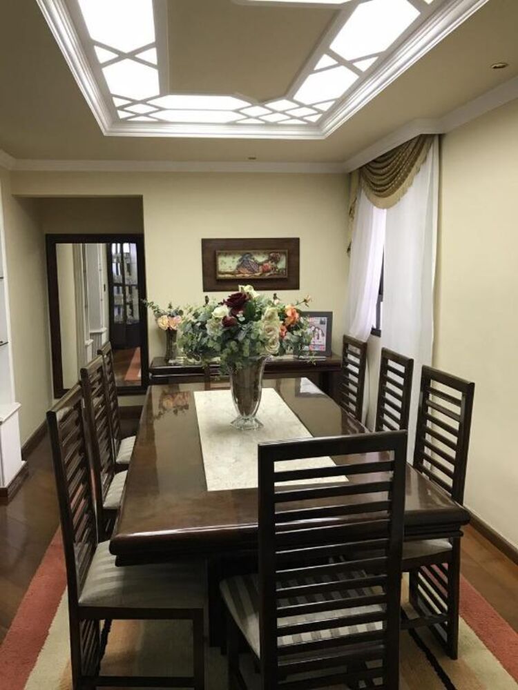 Apartamento à venda com 4 quartos, 227m² - Foto 2