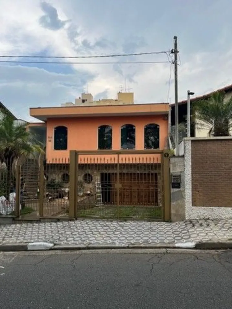 Sobrado, 3 quartos, 425 m² - Foto 1