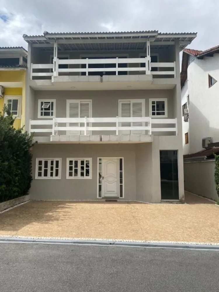 Sobrado, 4 quartos, 425 m² - Foto 1