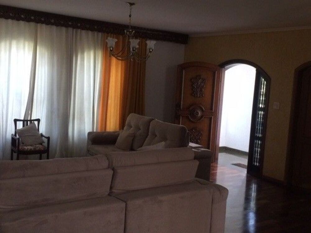 Sobrado, 3 quartos, 425 m² - Foto 1