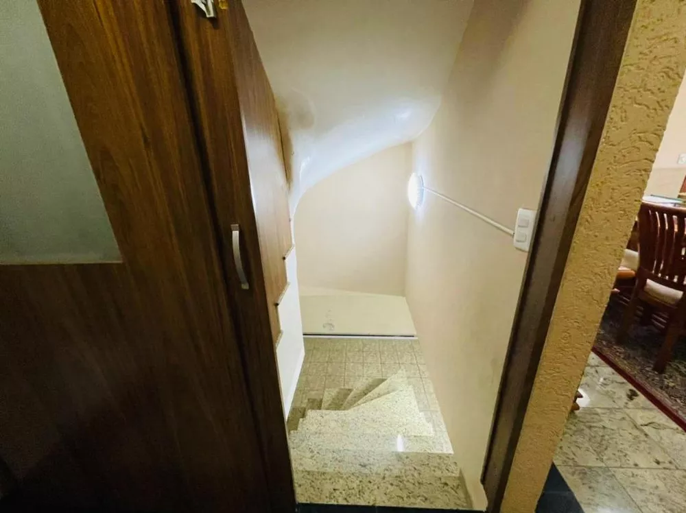 Sobrado à venda com 4 quartos, 260m² - Foto 7