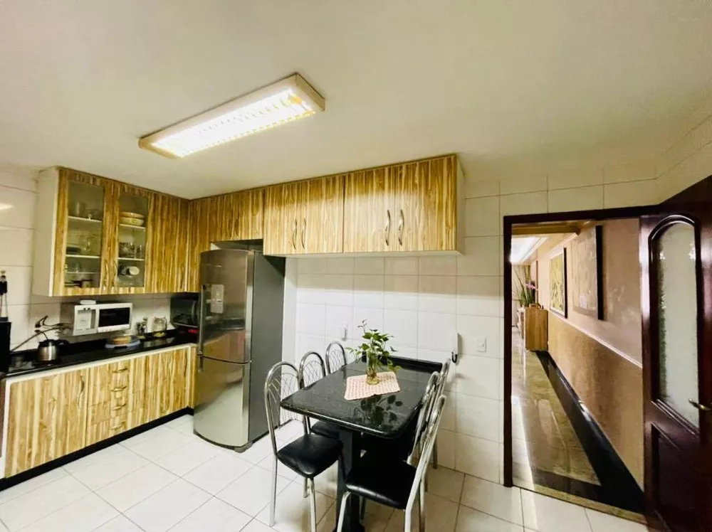 Sobrado à venda com 4 quartos, 260m² - Foto 5