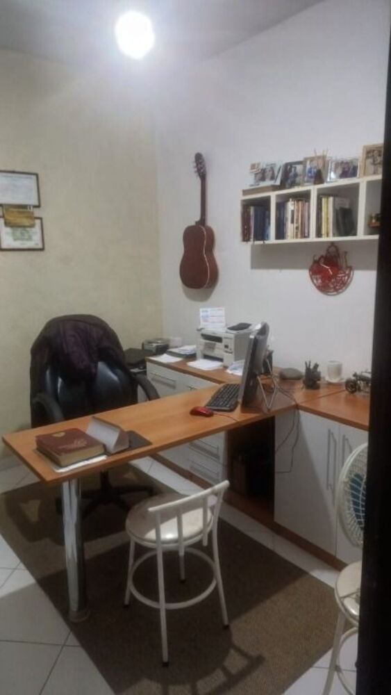 Casa, 3 quartos, 289 m² - Foto 1