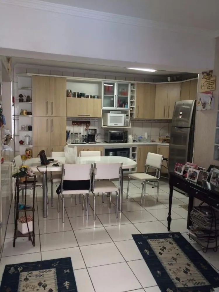 Sobrado, 3 quartos, 180 m² - Foto 2