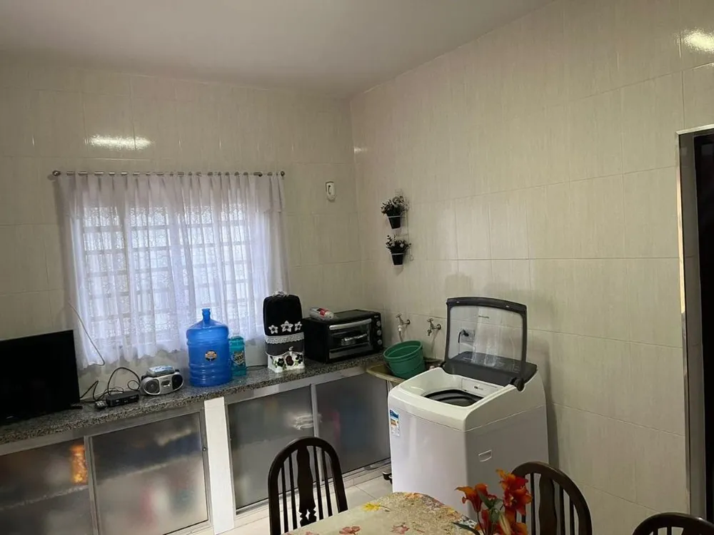 Casa, 3 quartos, 240 m² - Foto 15