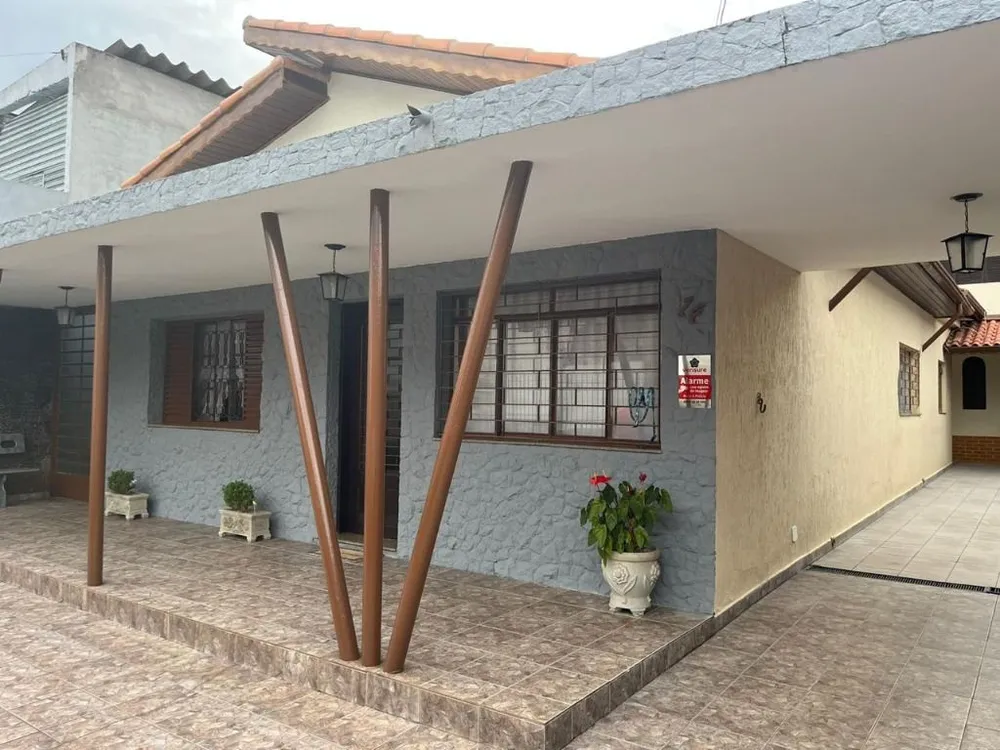 Casa, 3 quartos, 240 m² - Foto 3