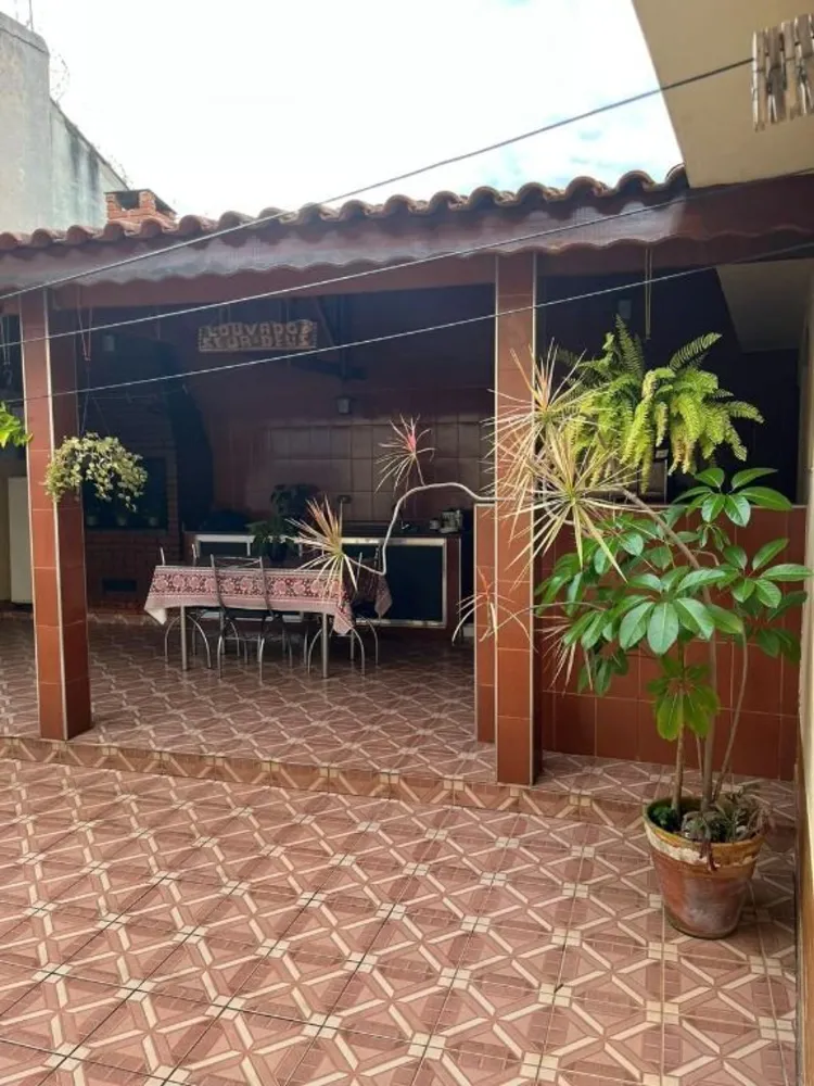 Casa, 3 quartos, 240 m² - Foto 16