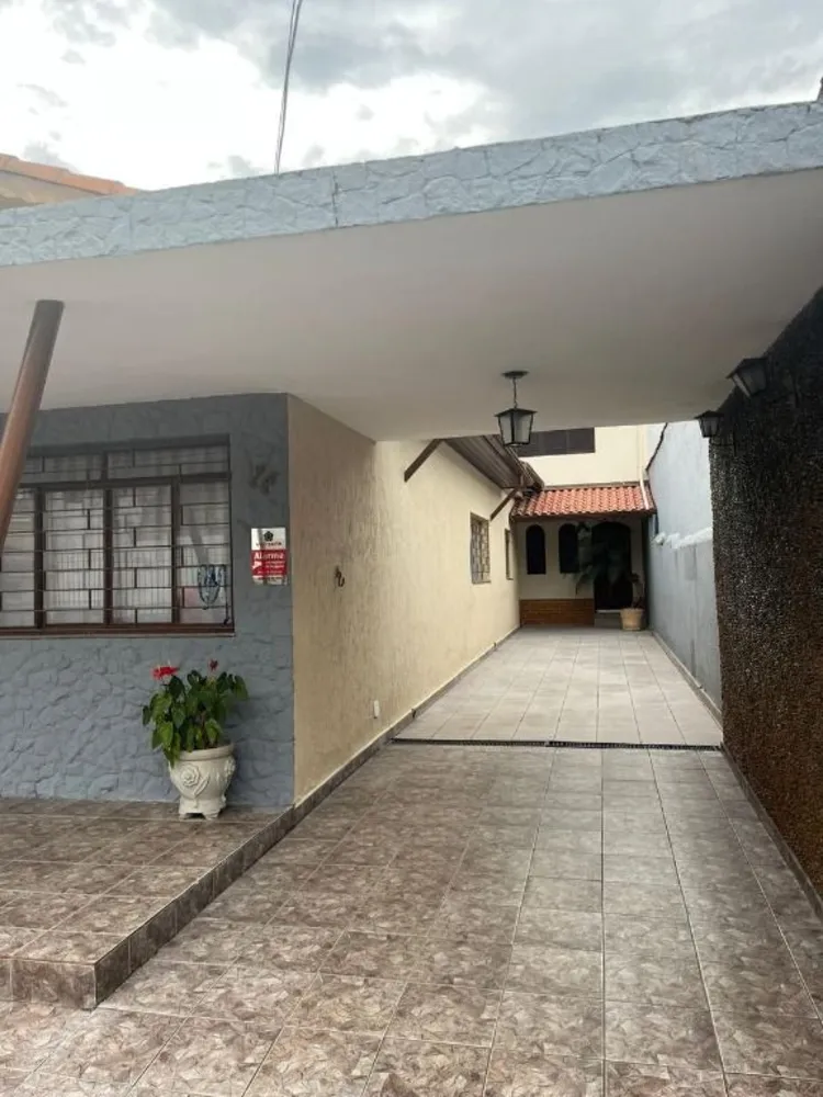 Casa, 3 quartos, 240 m² - Foto 4