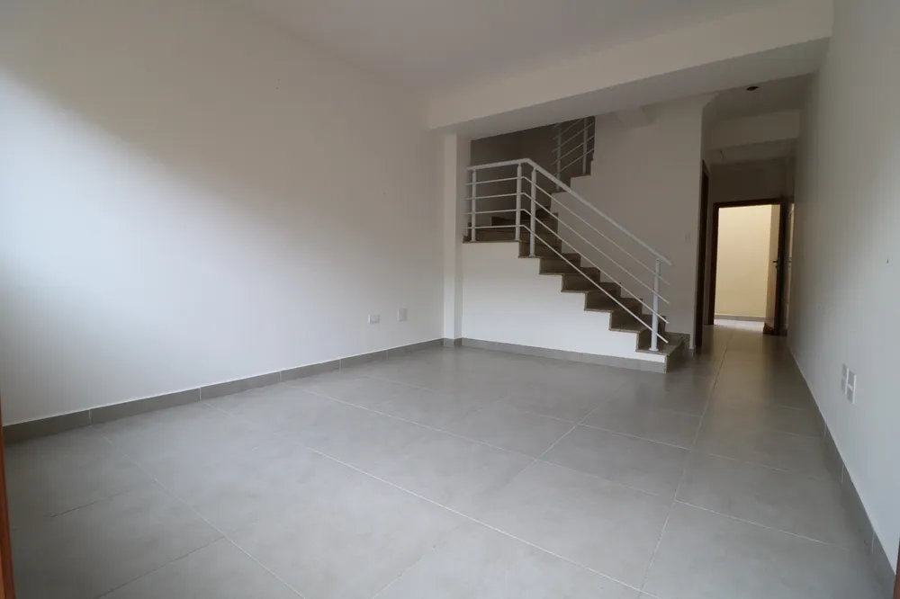 Casa, 2 quartos, 67 m² - Foto 1