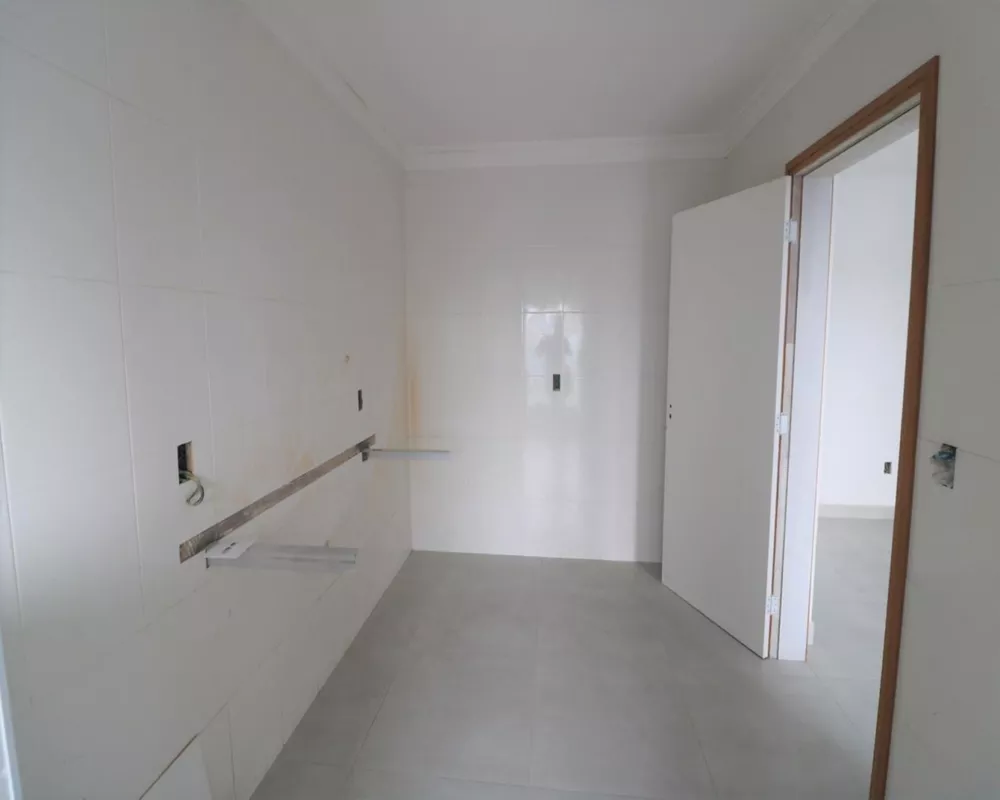 Apartamento à venda com 2 quartos, 131m² - Foto 6