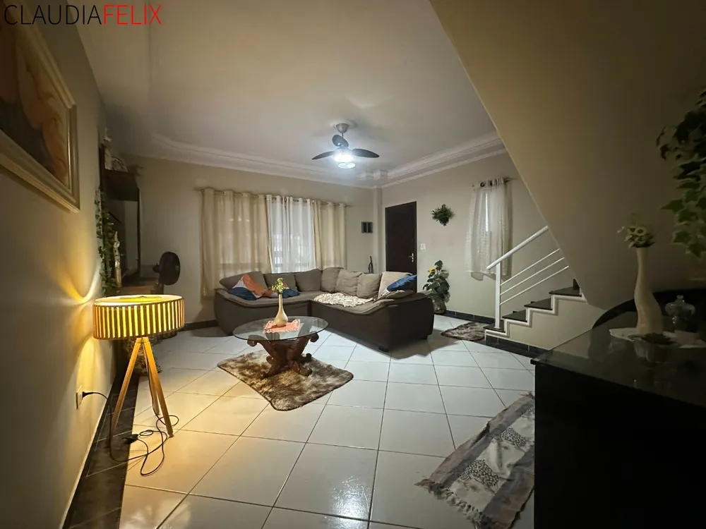 Casa, 3 quartos - Foto 2
