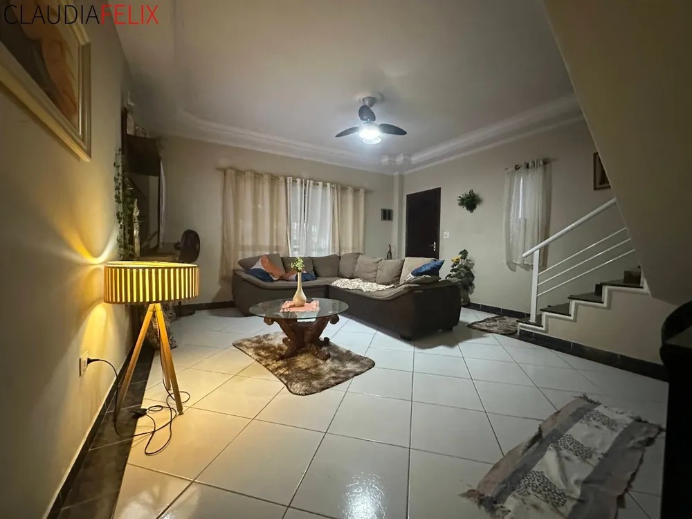 Casa, 3 quartos - Foto 1