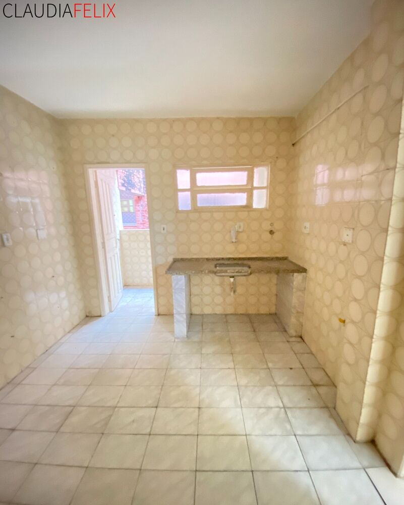 Apartamento para alugar com 2 quartos, 65m² - Foto 2
