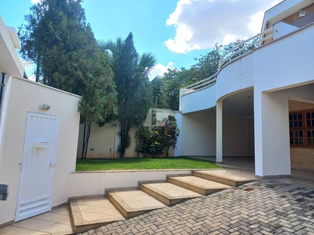 Sobrado, 3 quartos, 291 m² - Foto 1