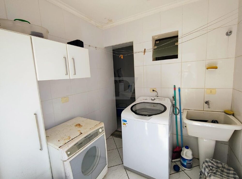Casa para alugar com 3 quartos, 265m² - Foto 5