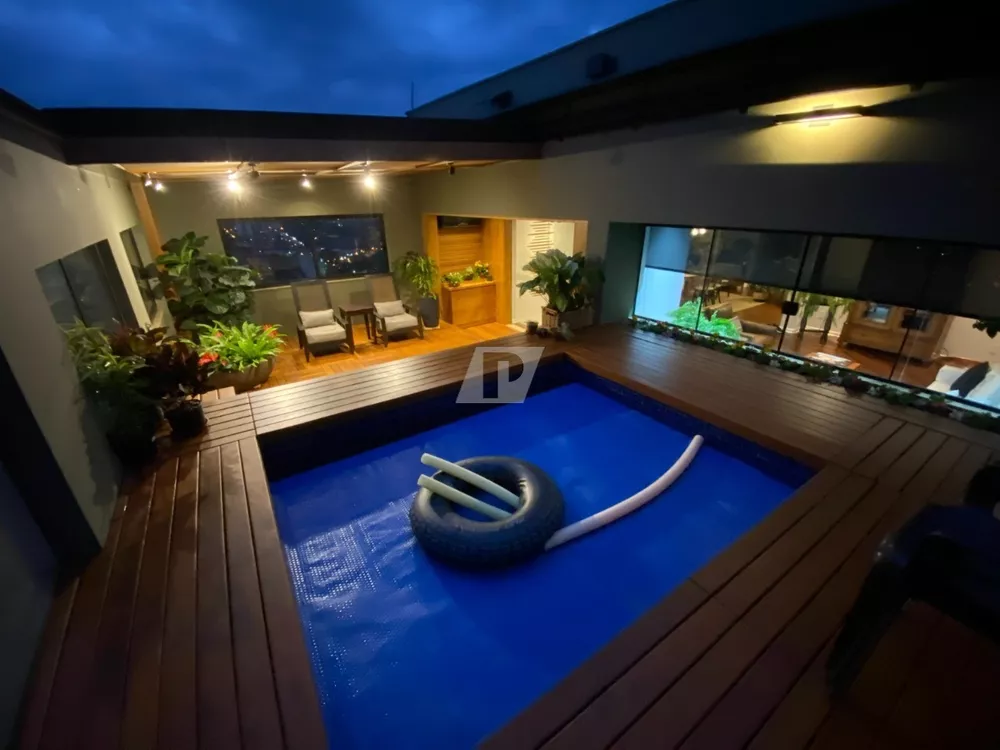 Cobertura, 4 quartos, 276 m² - Foto 2