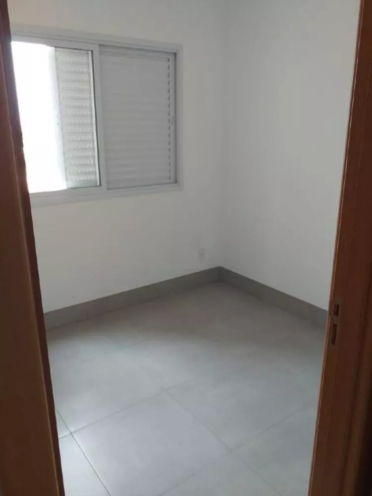 Apartamento, 3 quartos, 80 m² - Foto 2
