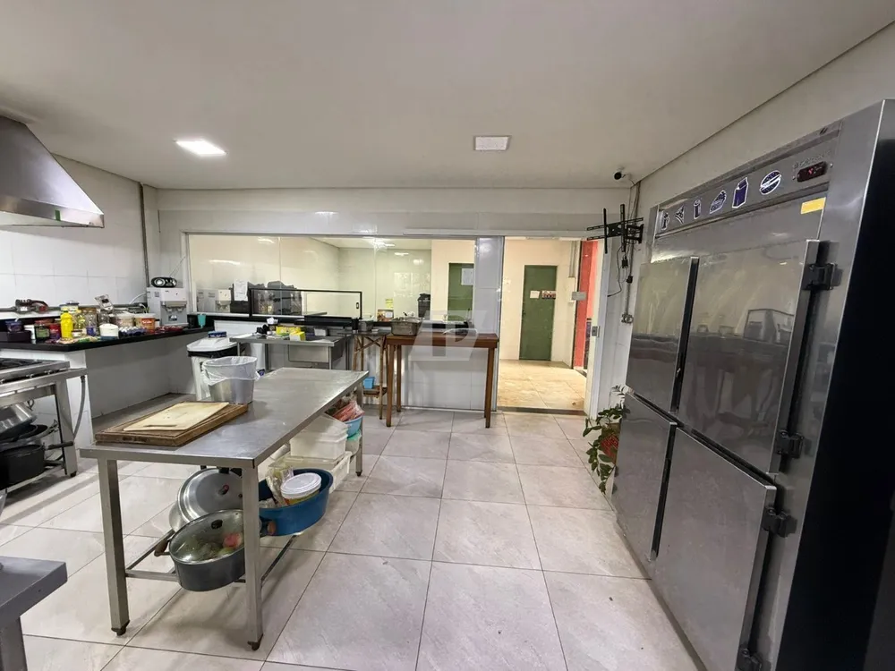 Chácara, 4 quartos, 2700 m² - Foto 6