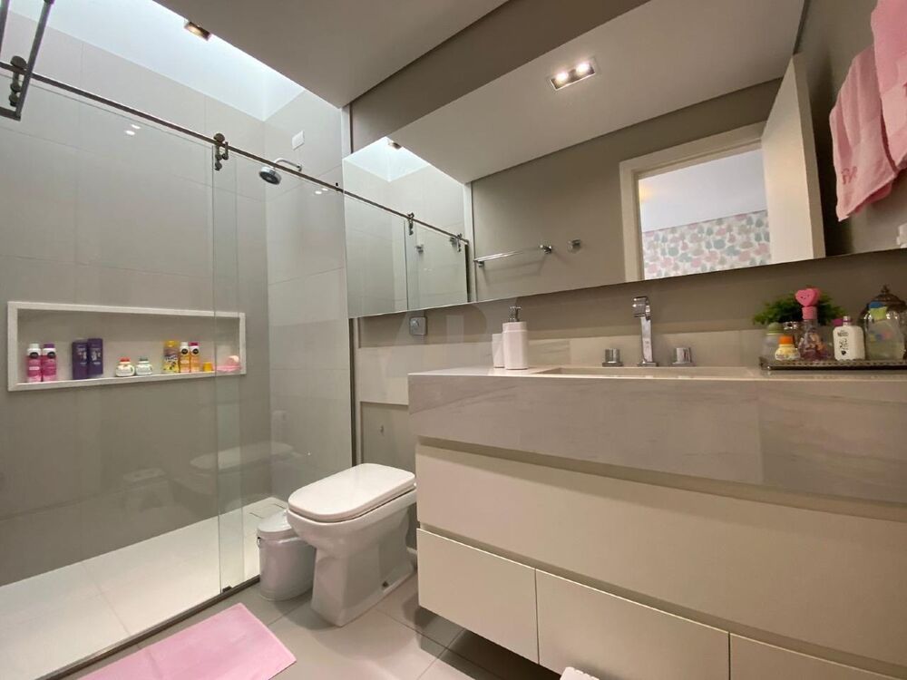 Casa de Condomínio à venda e aluguel com 4 quartos, 350m² - Foto 5
