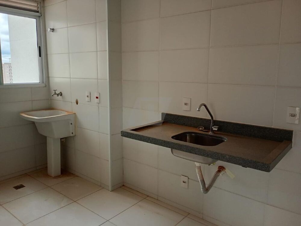 Apartamento para alugar com 3 quartos, 72m² - Foto 1