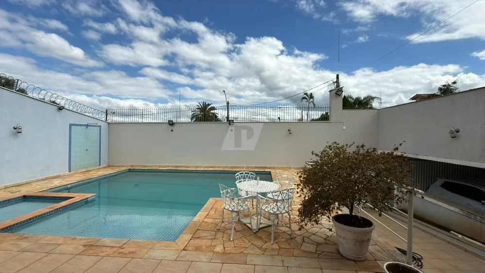 Casa, 3 quartos, 215 m² - Foto 6
