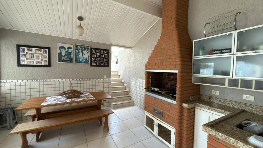 Casa, 3 quartos, 215 m² - Foto 5