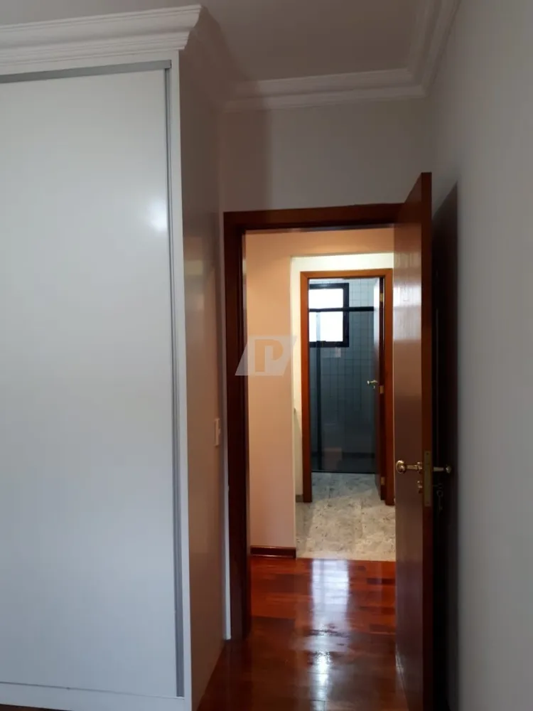 Apartamento, 3 quartos, 115 m² - Foto 2