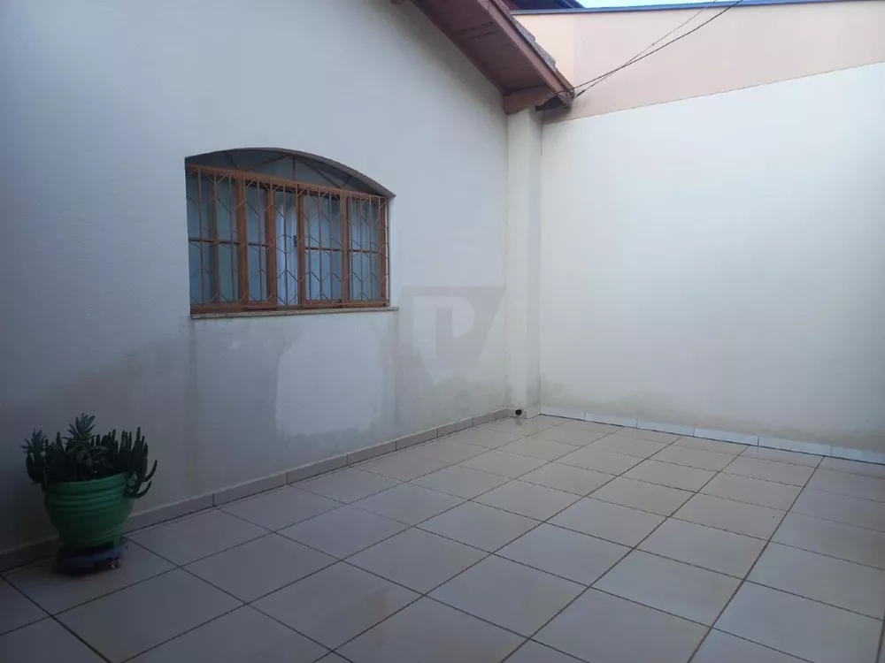 Casa, 3 quartos, 240 m² - Foto 1
