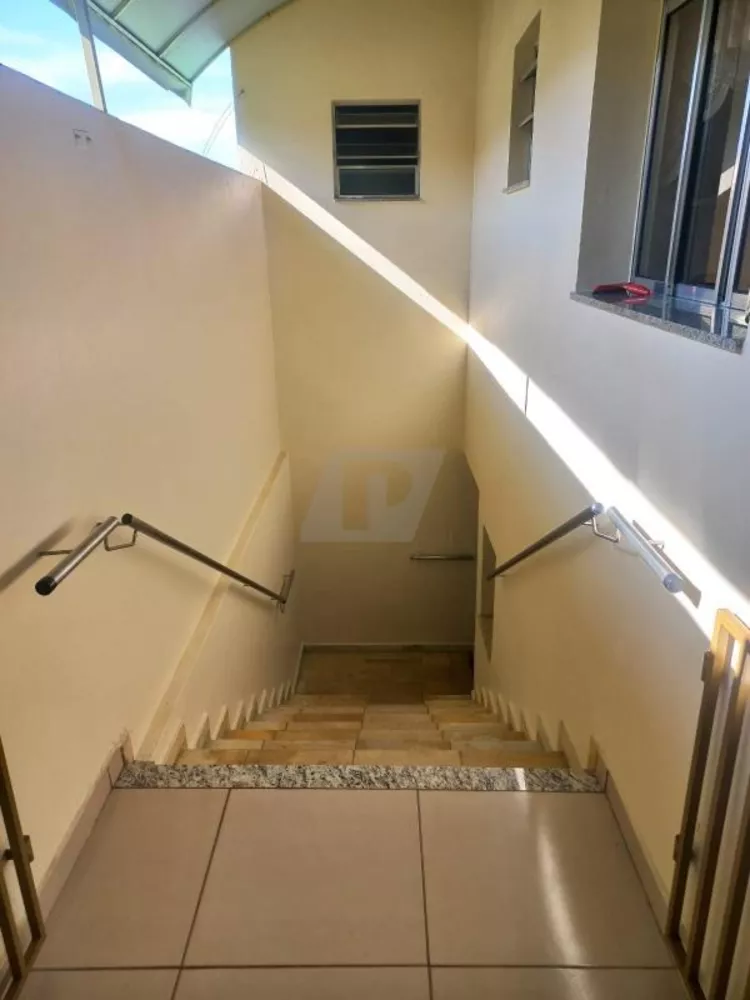 Casa, 3 quartos, 240 m² - Foto 8