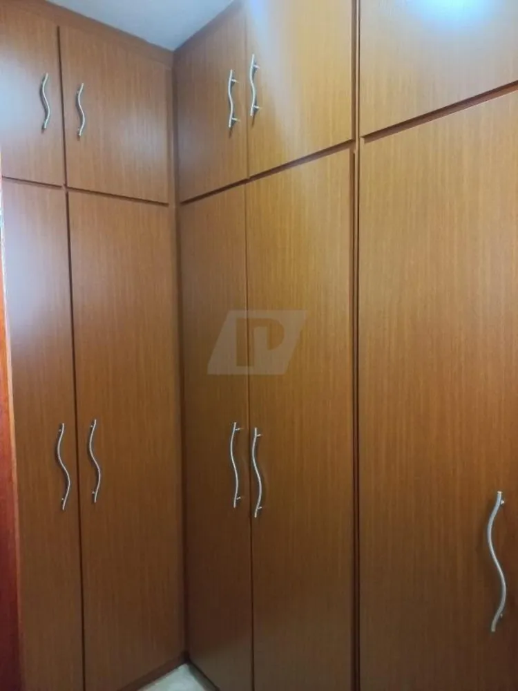 Casa, 3 quartos, 240 m² - Foto 11