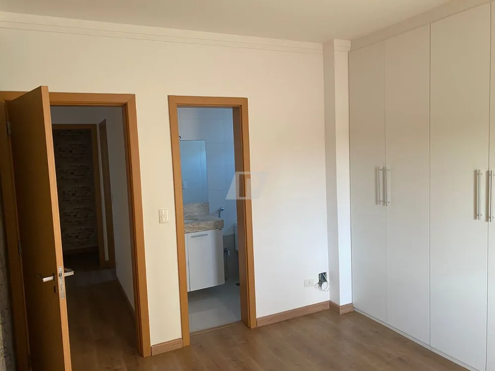 Apartamento, 3 quartos, 128 m² - Foto 2