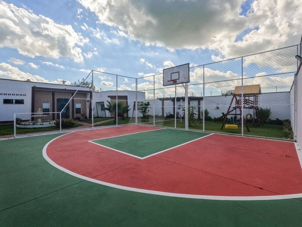 Casa à venda com 3 quartos, 490m² - Foto 2