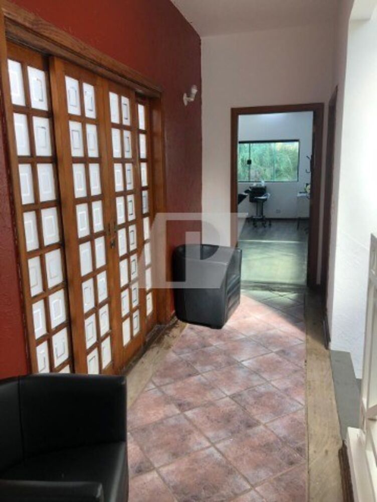 Prédio Inteiro à venda e aluguel com 5 quartos, 215m² - Foto 4