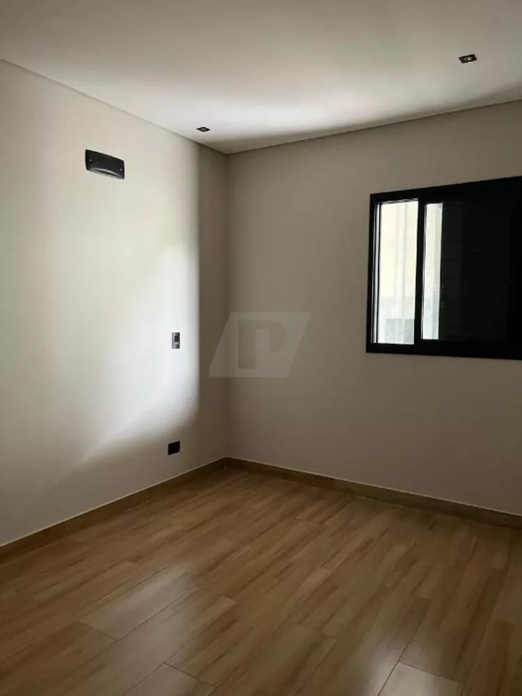 Casa, 3 quartos, 194 m² - Foto 3