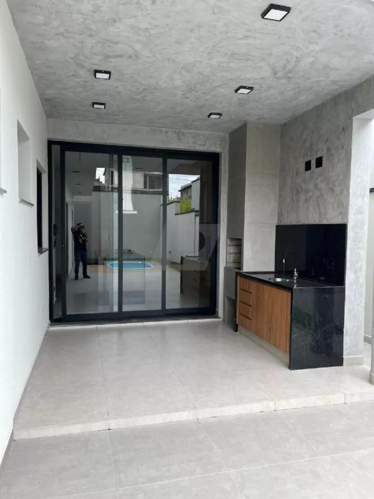 Casa, 3 quartos, 194 m² - Foto 1